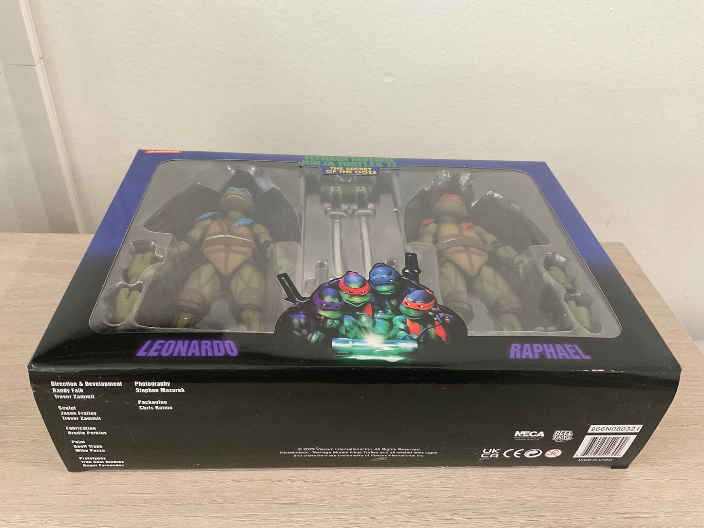 TMNT Secret of the Ooze Leonardo & Raphael 7-In Action Figure 2-Pack NECA