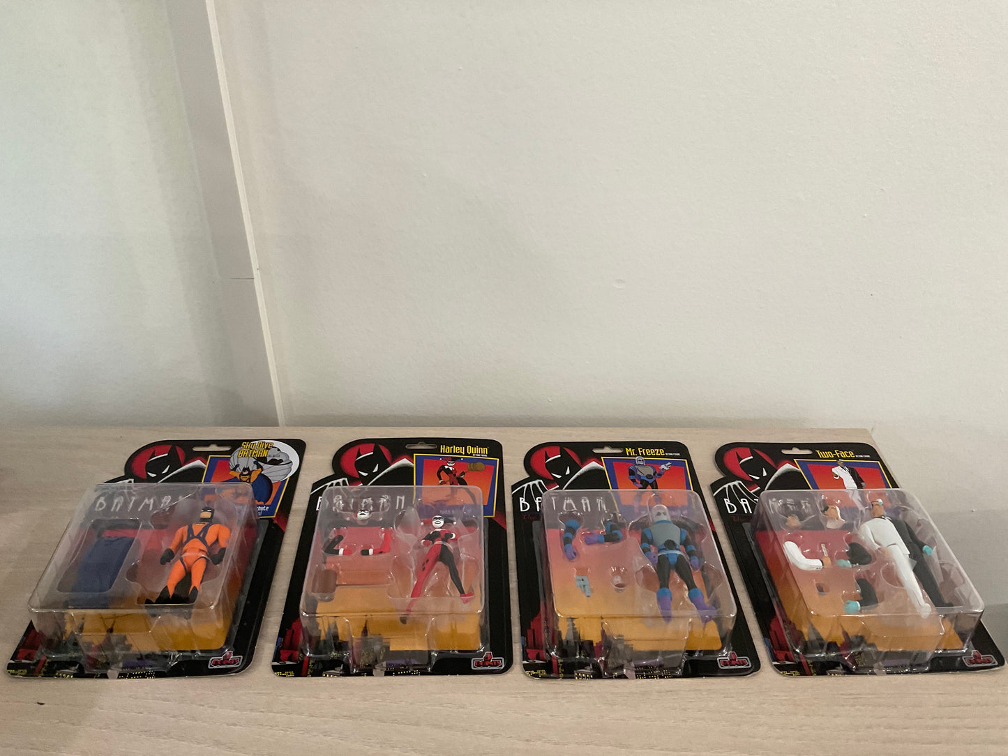 Mezco 5 Points Batman The Animated Series Series 2 Deluxe Box Set of 4 Figures