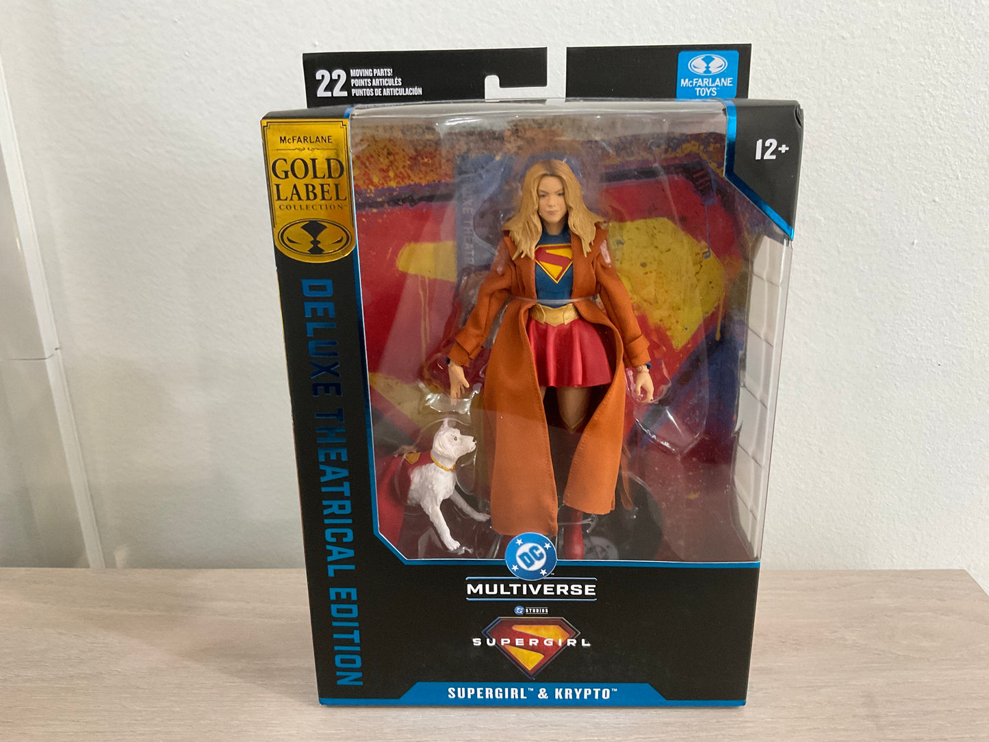 Supergirl and Krypto (DC Multiverse: Supergirl Movie) 7-Inch Gold Label Action Figure Deluxe Theatrical Edition – McFarlane Toys (Substandard Card)