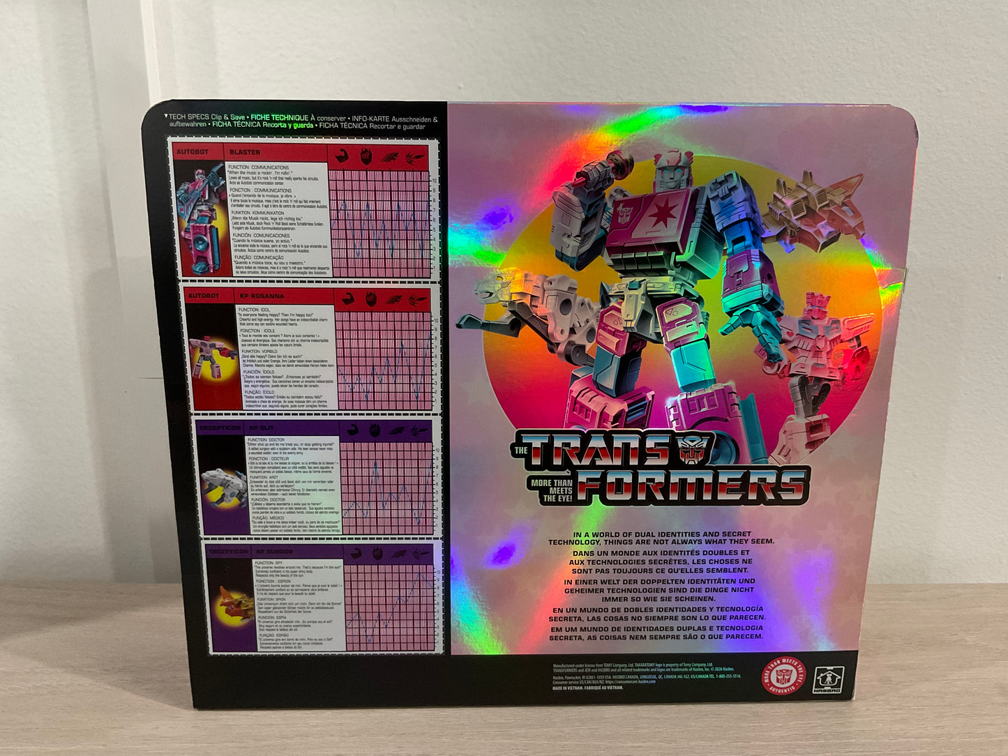 Transformers x Jem and the Holograms Autobot Blaster & KP Cassettes – SDCC 2026 Exclusive