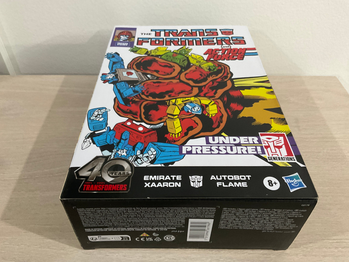 Transformers Generations 40th Anniversary Autobot Flame & Emirate Xaaron Comic Edition Exclusive Two-Pack