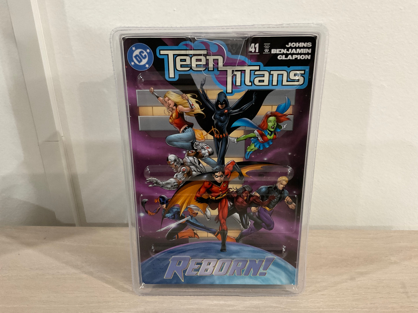 DC Direct Page Punchers Robin Teen Titans #41 7-Inch Figure with Comic