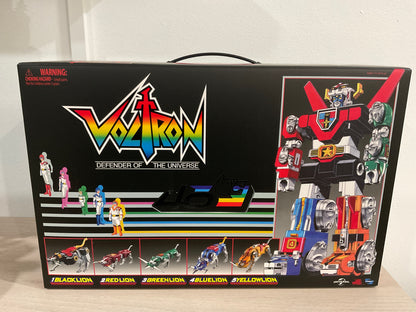 Toynami Voltron 40th Anniversary Gift Set Light-Up Sound Base Deluxe Collectible