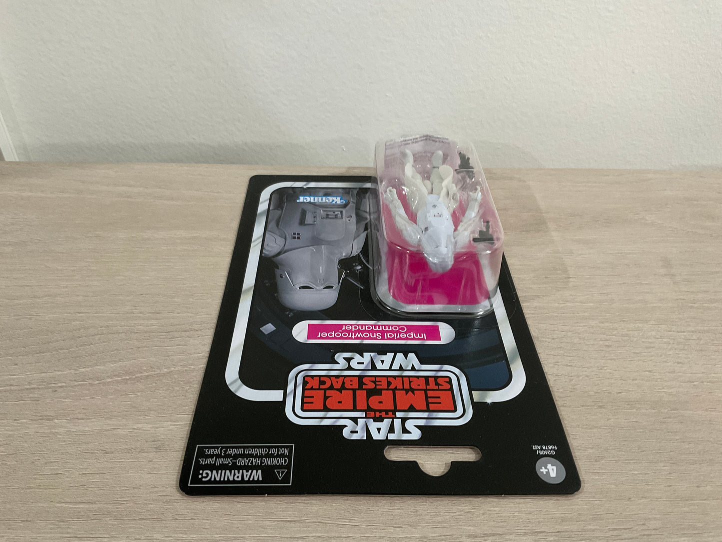 Star Wars Vintage Collection Snowtrooper Commander 3.75-Inch Figure Hasbro