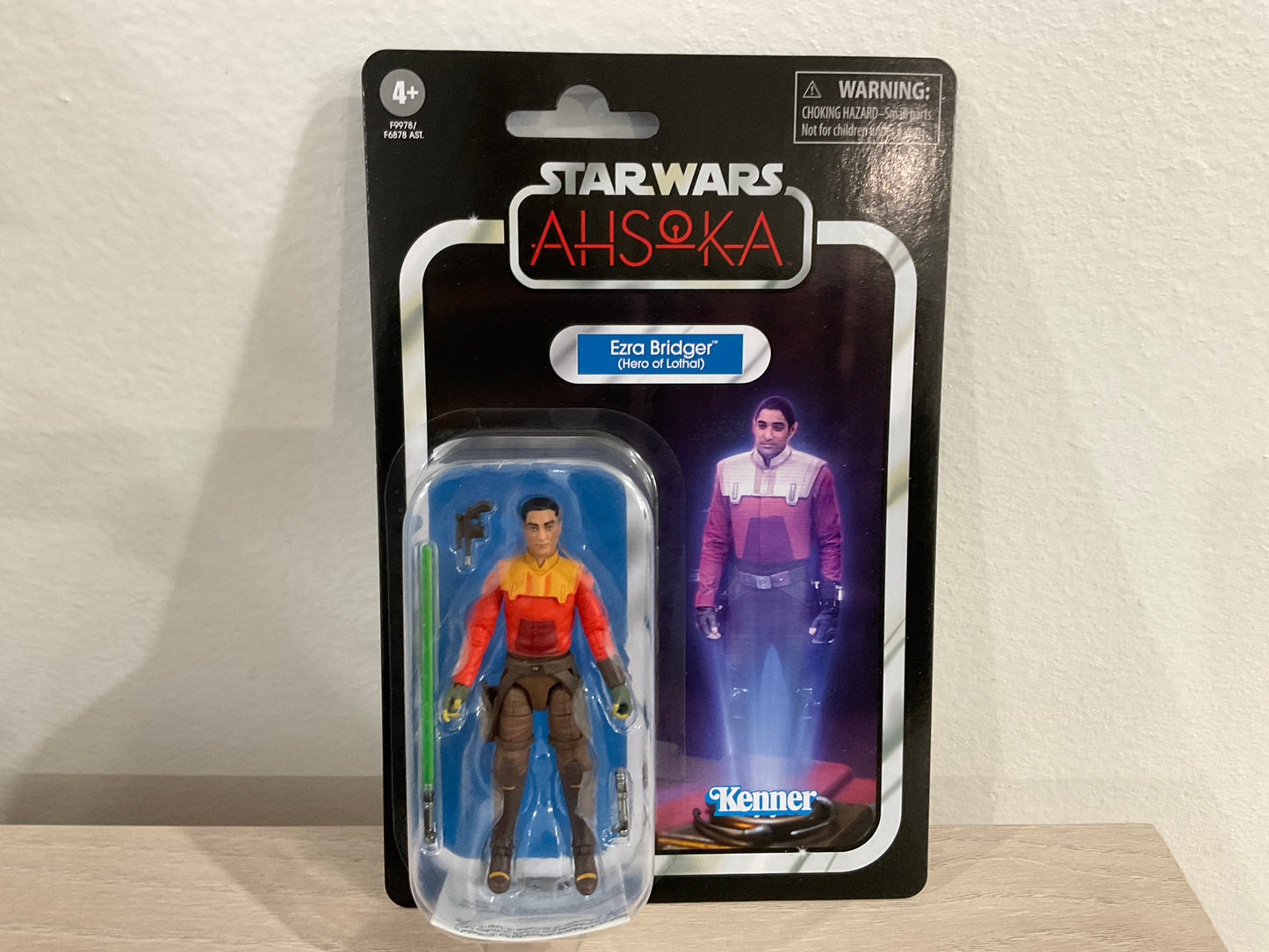 Star Wars The Vintage Collection Ezra Bridger (Hero of Lothal) – 3.75-Inch Action Figure