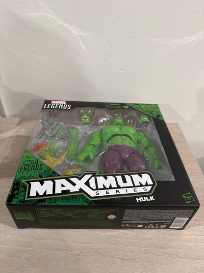 Marvel Legends Maximum Series Hulk 6-Inch Action Figure