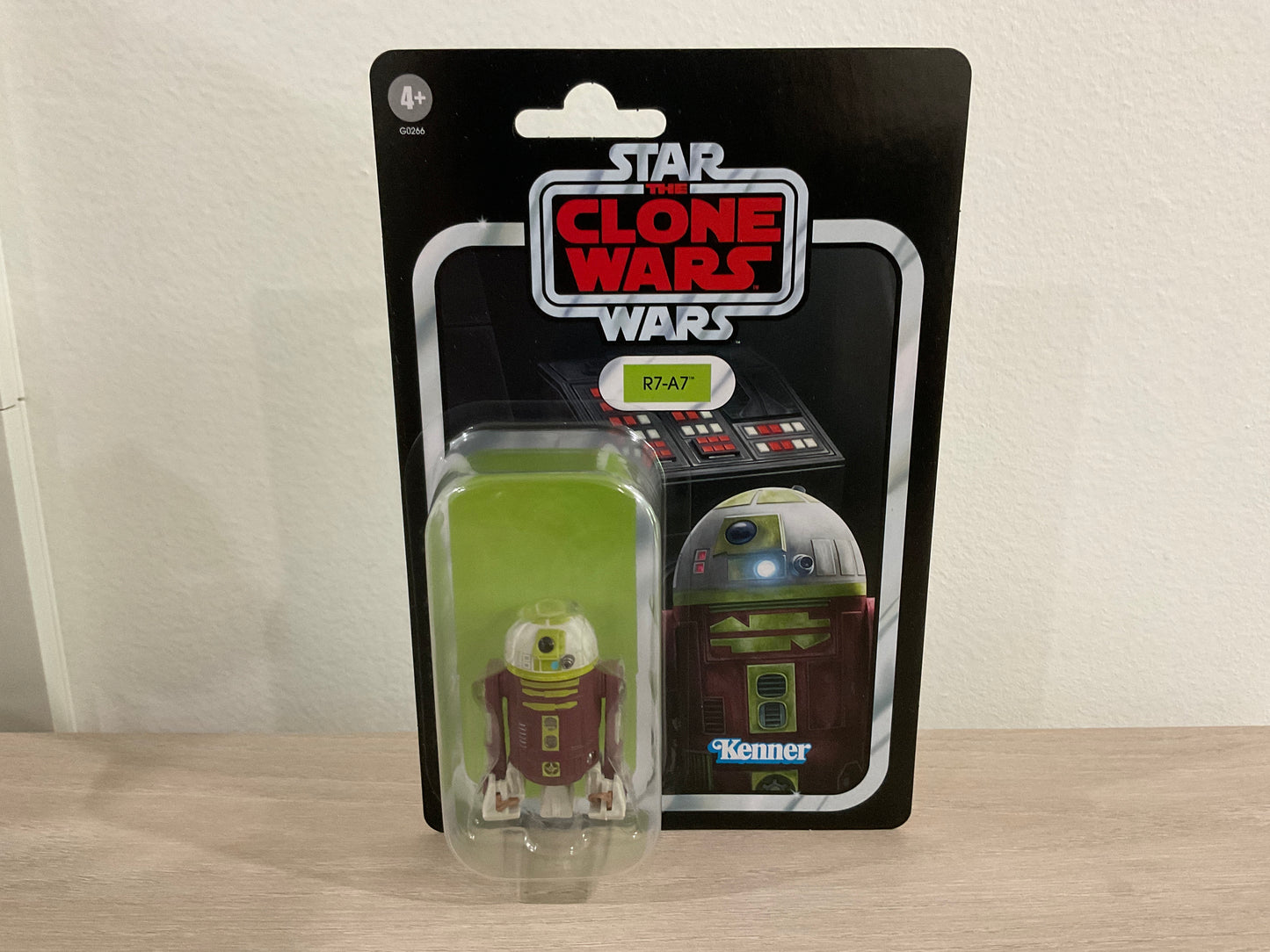 Star Wars The Vintage Collection R7-A7 Escape from Order 66 Droid Figure