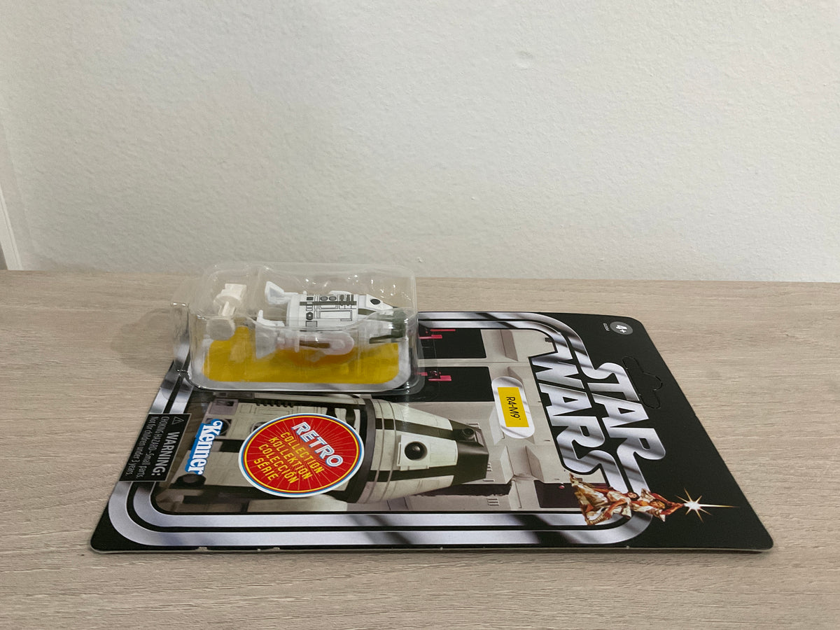 Star Wars Retro Collection R4-M9 3.75" Droid Action Figure – A New Hope
