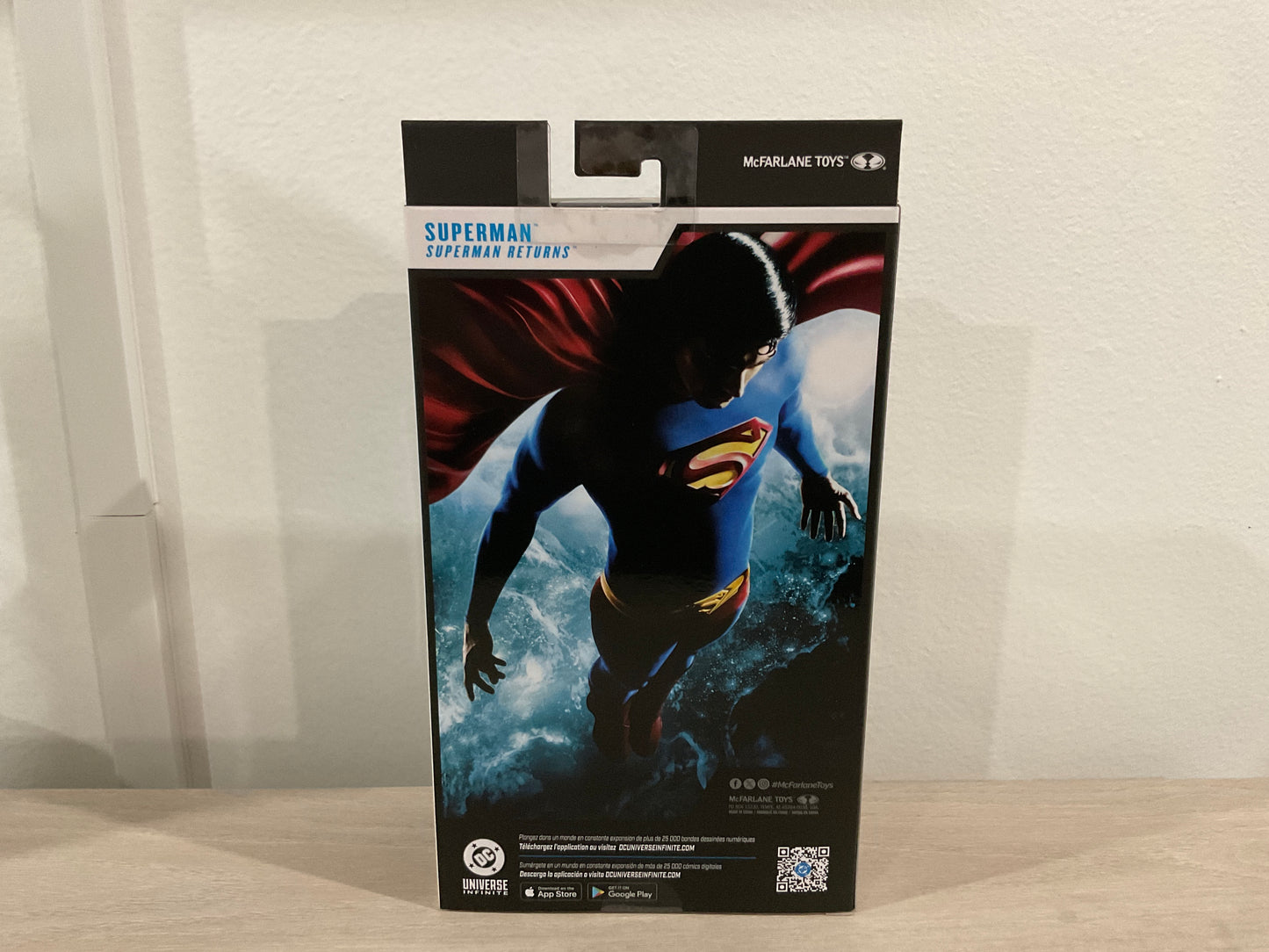 McFarlane DC Multiverse Superman Returns 2006 Superman 7-Inch Action Figure
