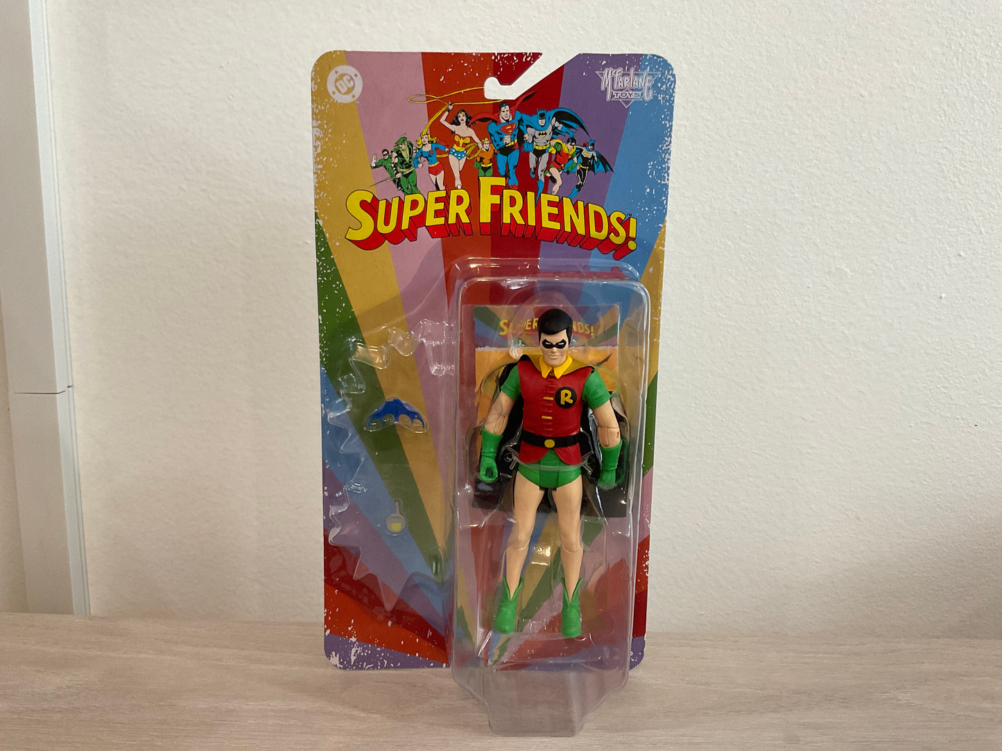 DC Retro Robin (Super Friends) 6-Inch Action Figure