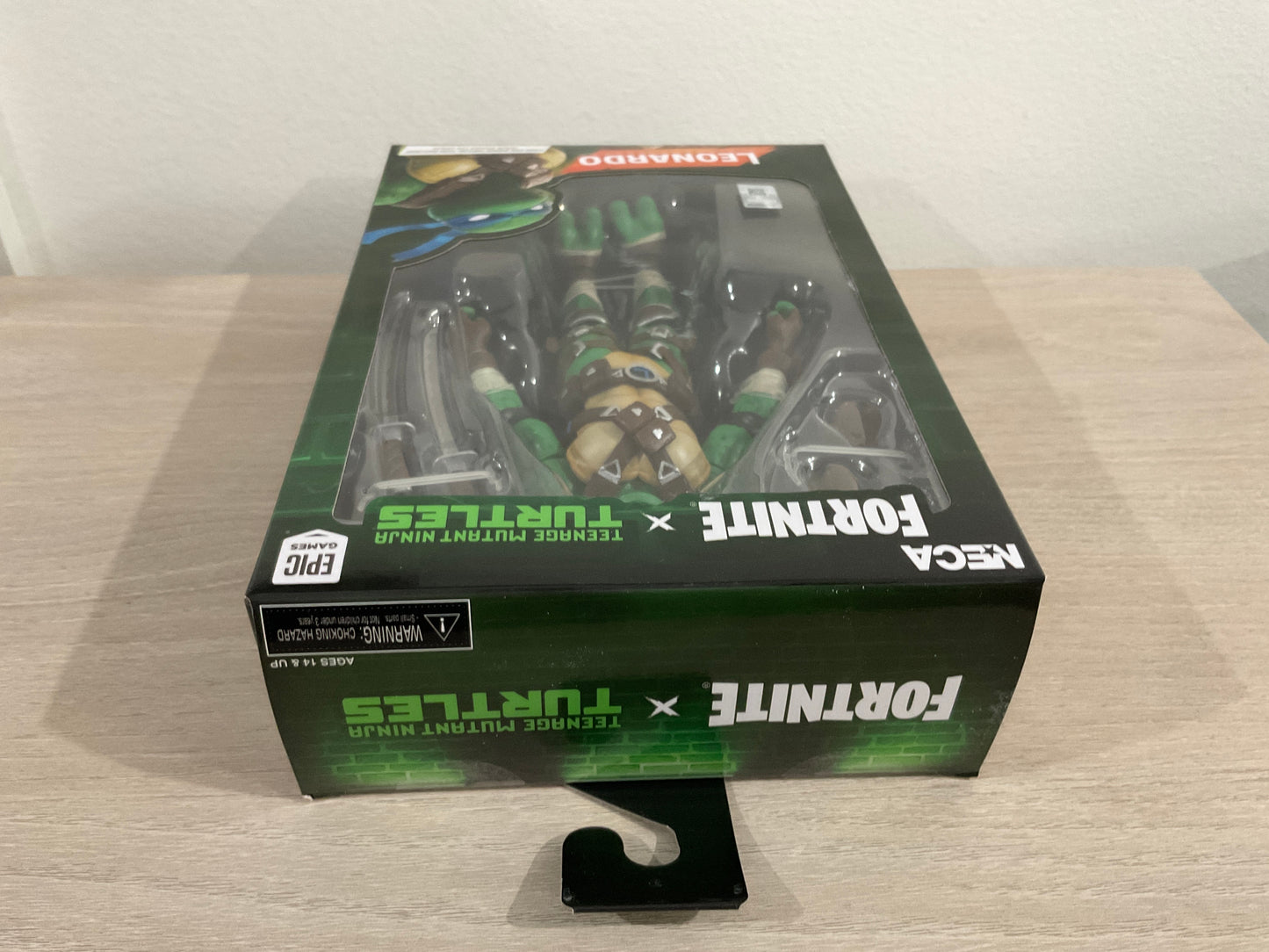 NECA Fortnite x Teenage Mutant Ninja Turtles Ultimate Leonardo 7-Inch Scale Action Figure