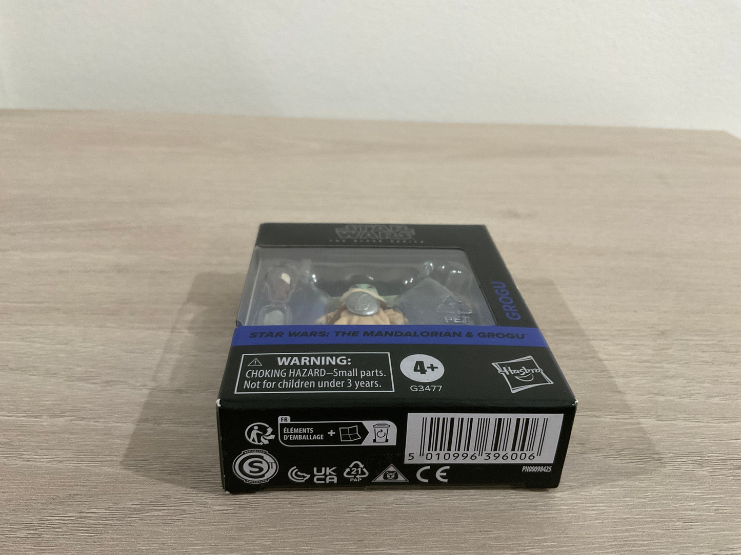 Star Wars The Black Series Grogu 6-Inch Scale Collectible Figure