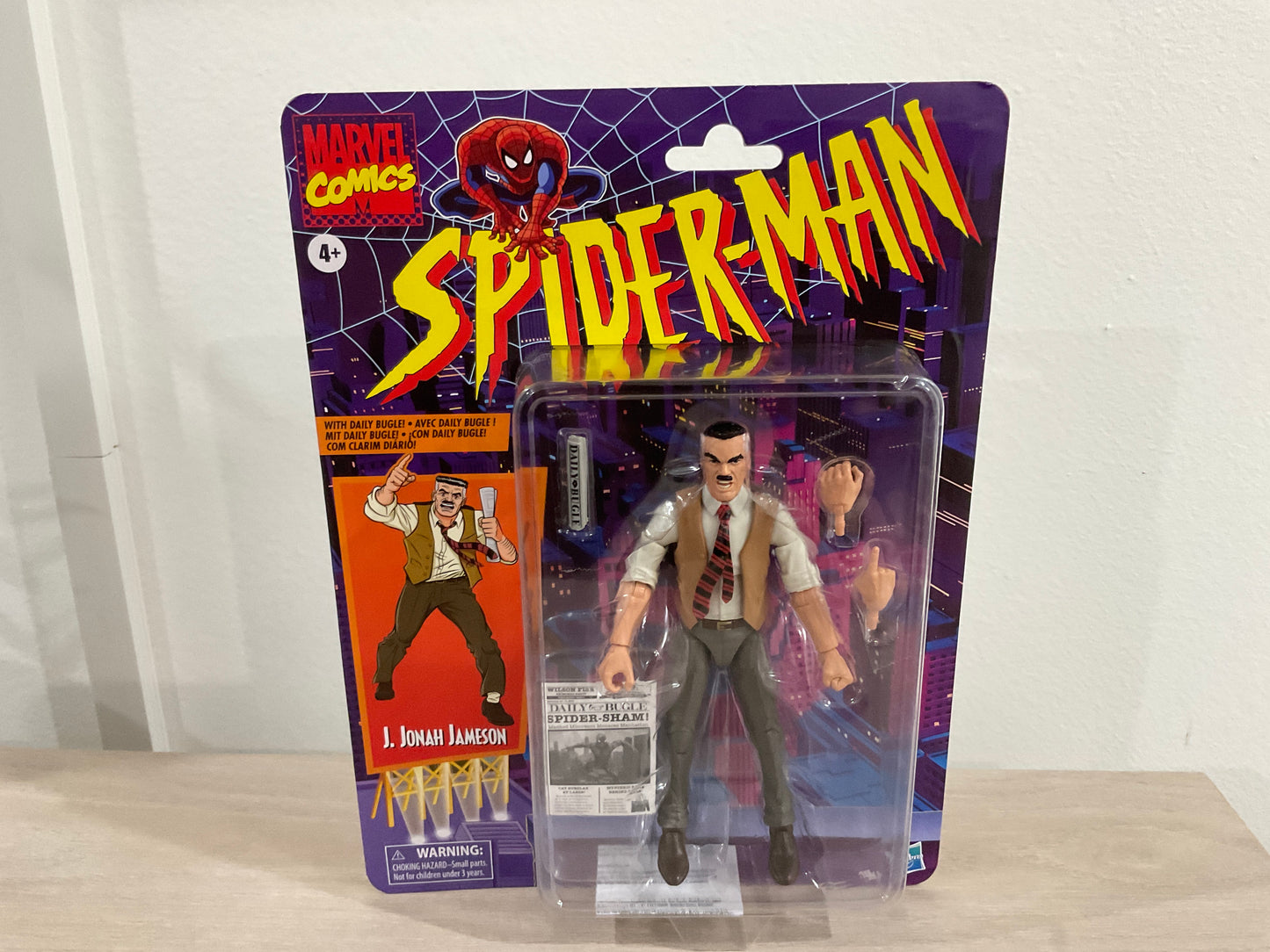 Marvel Legends Retro Collection J. Jonah Jameson 6-Inch Figure (Damaged Package 5) - Reissue