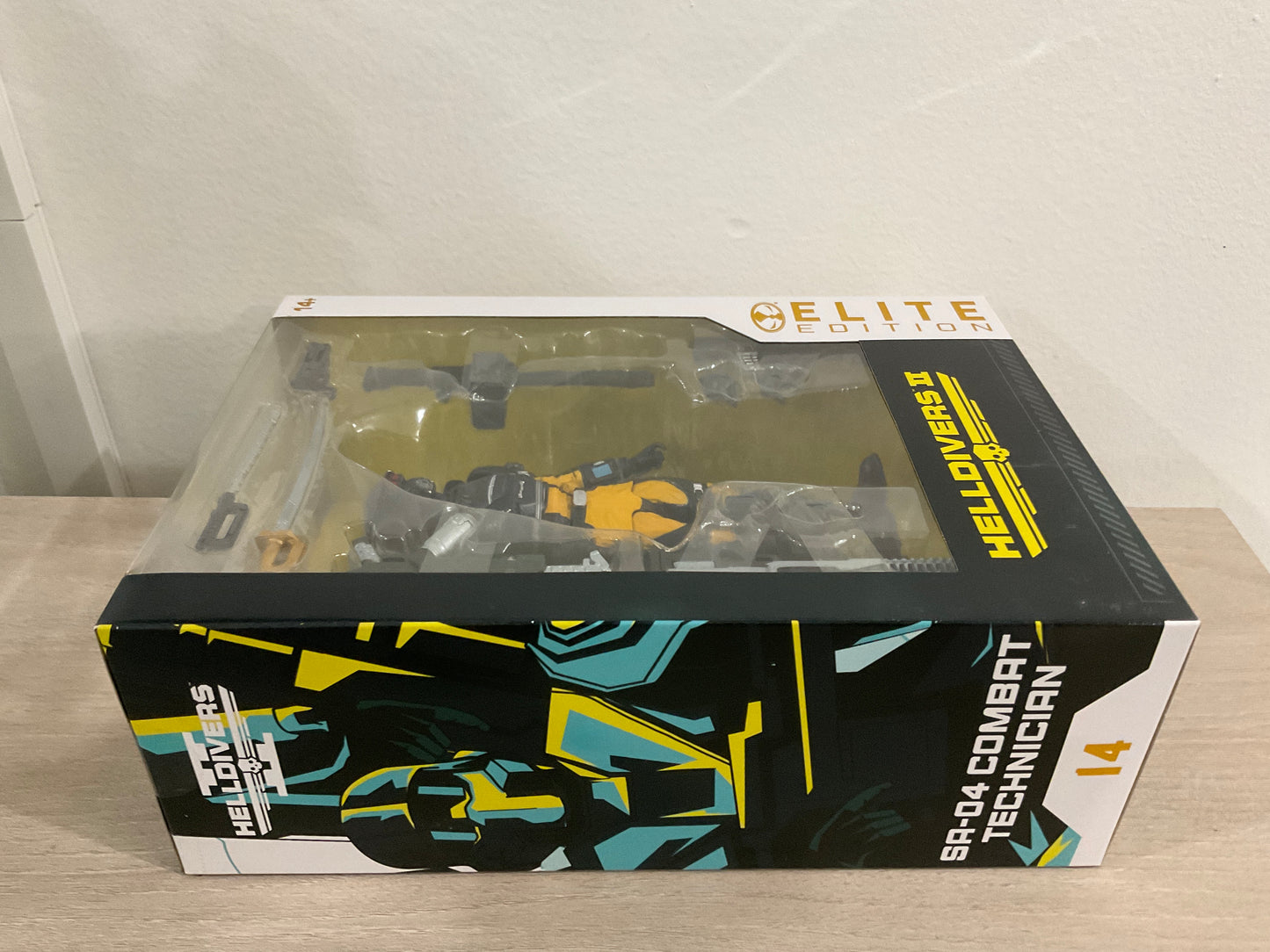 Helldivers II SA-04 Combat Technician McFarlane Elite Edition #14 7-Inch Deluxe Action Figure