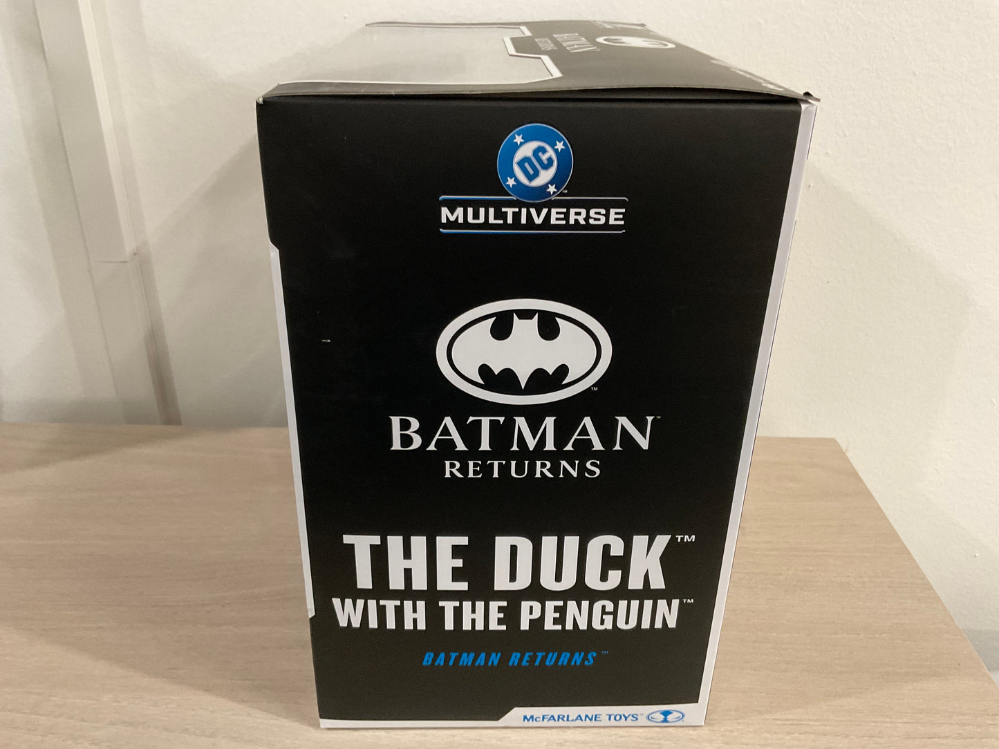McFarlane Toys DC Multiverse Vehicles Batman Returns: The Duck with Penguin 7-Inch Figure Set (Substandard)