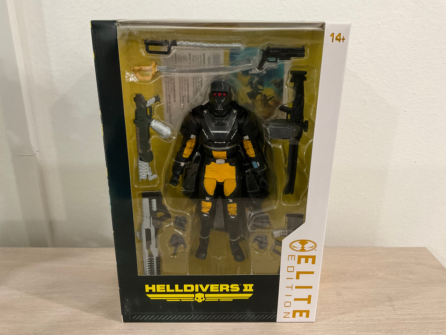 Helldivers II SA-04 Combat Technician McFarlane Elite Edition #14 7-Inch Deluxe Action Figure
