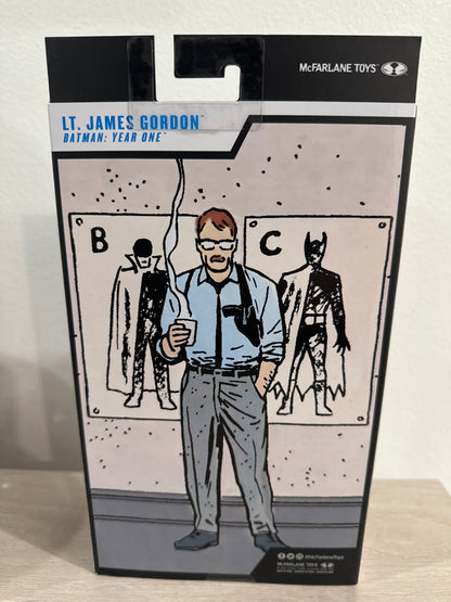 DC Multiverse Lt. James Gordon (Batman: Year One Part 4) 7-Inch Action Figure – Gold Label Exclusive