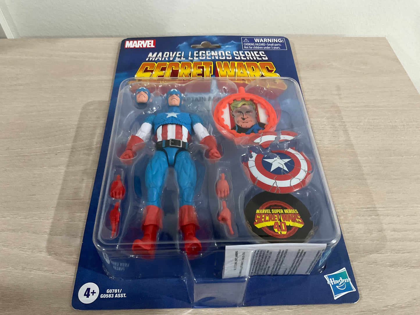 Secret Wars Marvel Legends Series Captain America 6-Inch Action Figure