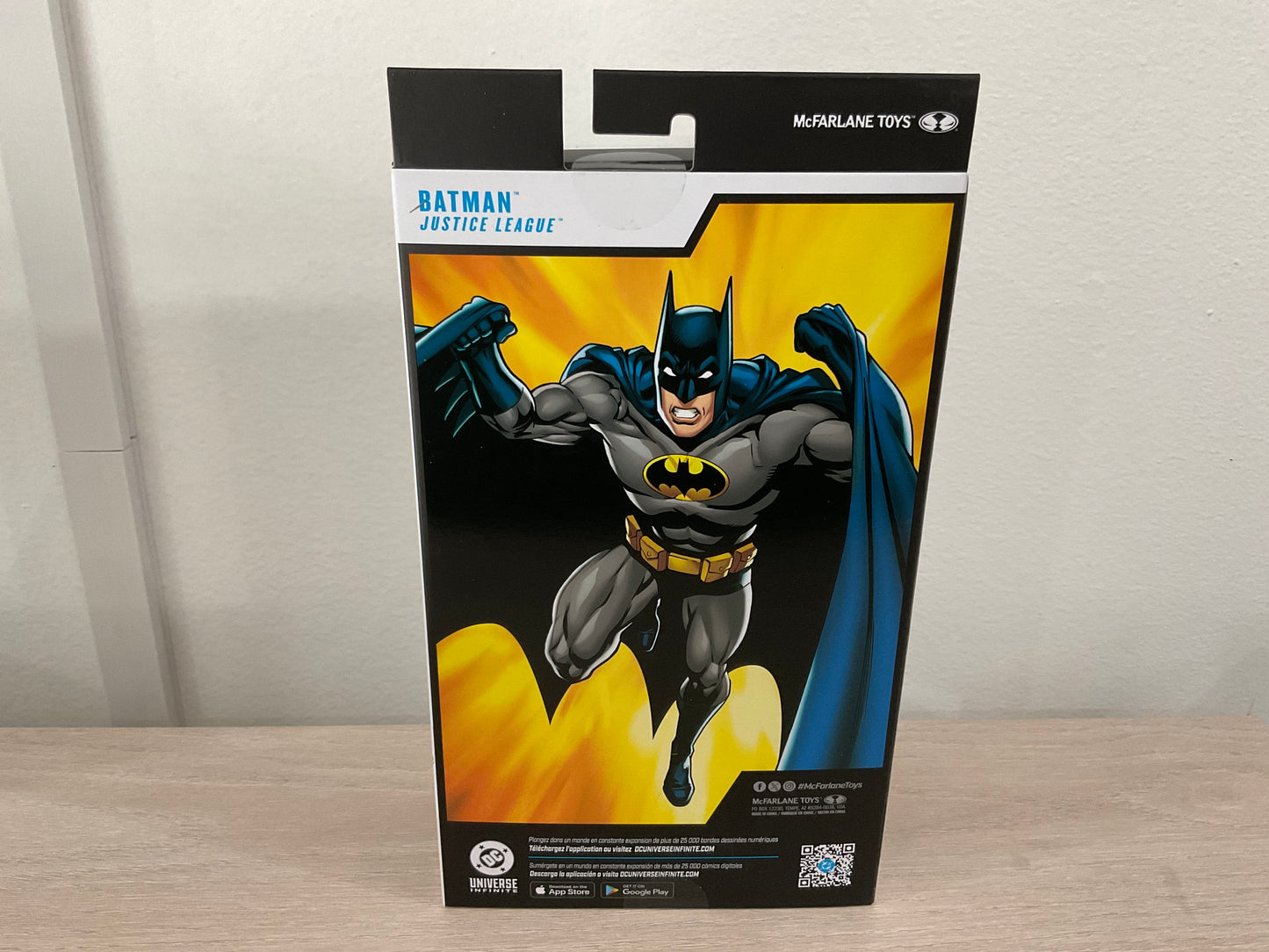 McFarlane DC Multiverse Batman 1990’s Justice League 7-Inch Action Figure (Wave 28)