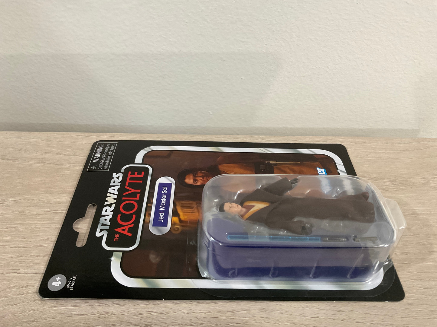 Star Wars The Vintage Collection Jedi Master Sol 3.75-Inch Figure The Acolyte