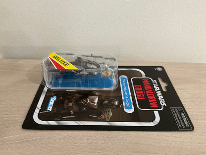 Star Wars The Vintage Collection The Mandalorian & Grogu Deluxe 3.75-Inch Action Figure Substandard Card