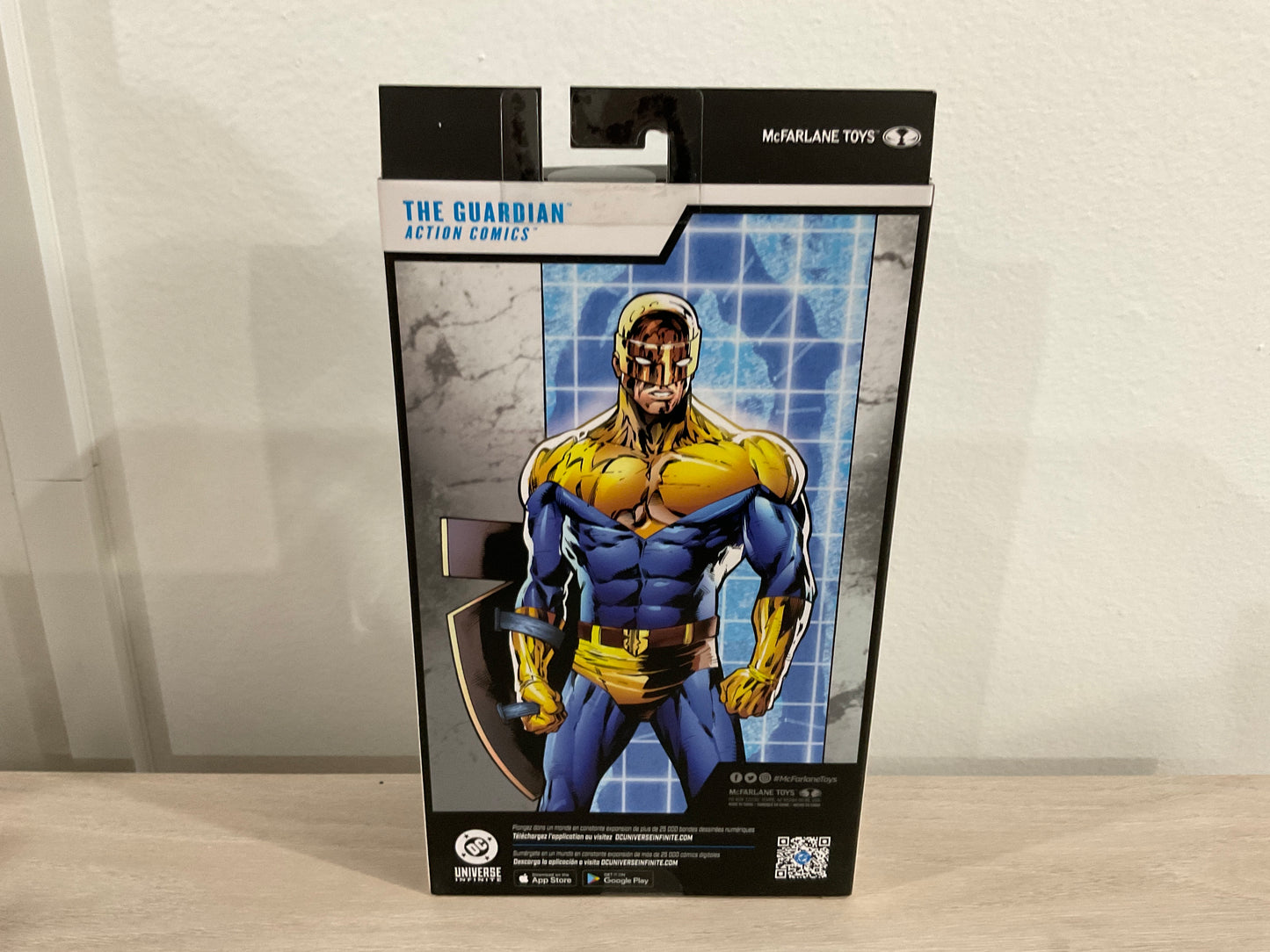 Guardian (DC Multiverse: Red Platinum Edition) 7" Action Figure - McFarlane Toys (Substandard Card 2)