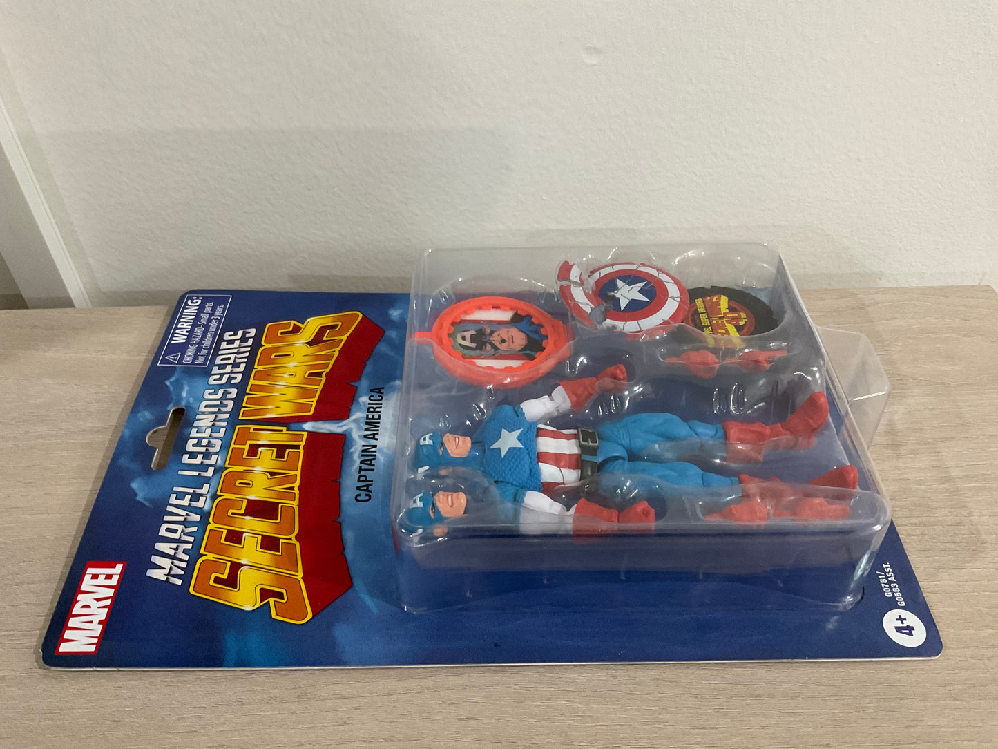 Secret Wars Marvel Legends Series Captain America 6-Inch Action Figure