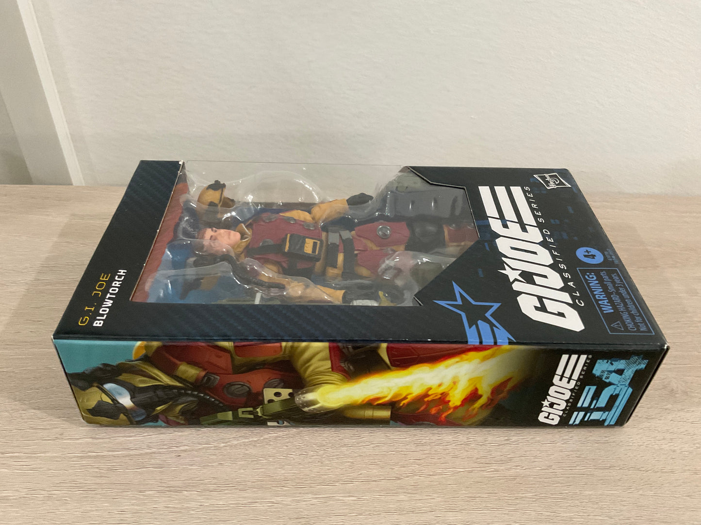 G.I. Joe Classified Series Blowtorch 6-Inch Action Figure Hasbro (Substandard Box 2)