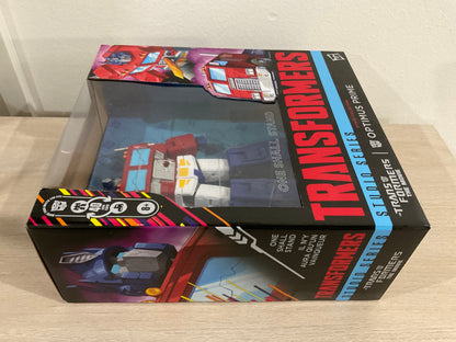 Transformers Studio Series MTMTE Collection The Transformers: The Movie Leader Class Optimus Prime Action Figure