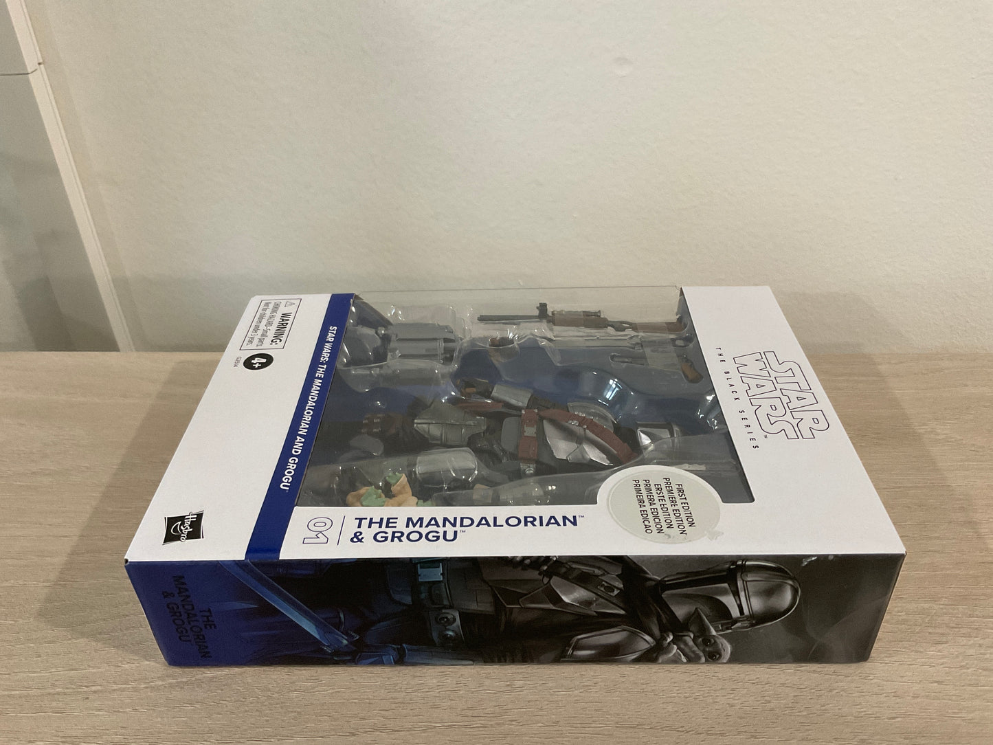 Star Wars Black Series Mandalorian & Grogu First Edition Deluxe Set
