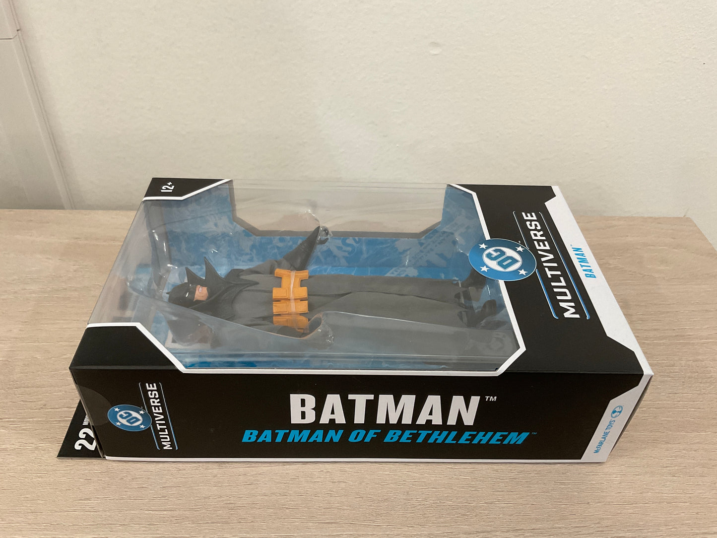 McFarlane DC Multiverse Batman of Bethlehem 7-Inch Action Figure (Wave 28)