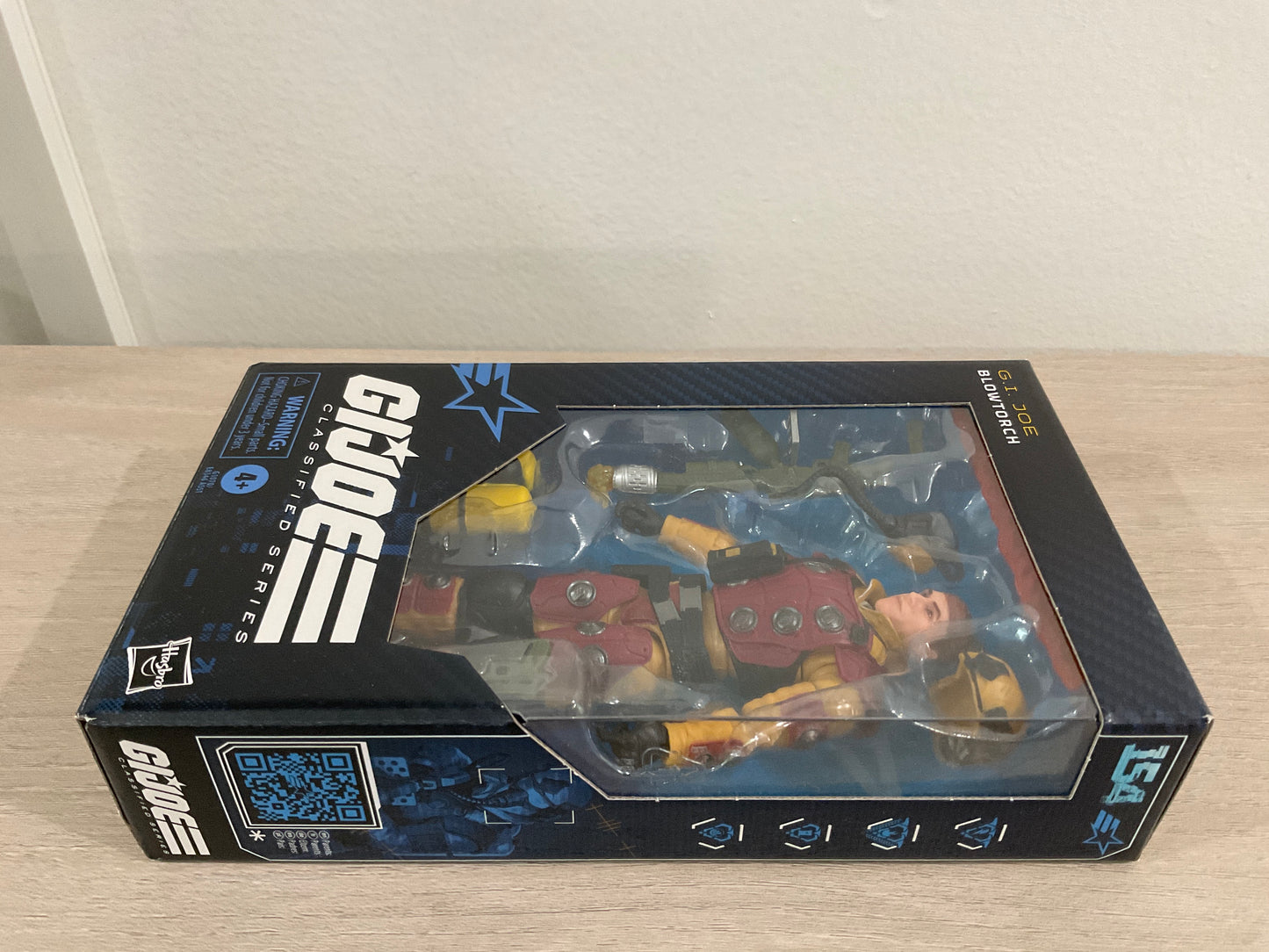 G.I. Joe Classified Series Blowtorch 6-Inch Action Figure Hasbro (Substandard Box 3)