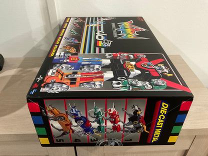 Toynami Voltron 40th Anniversary Gift Set Light-Up Sound Base Deluxe Collectible