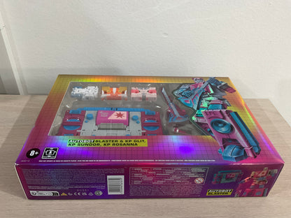Transformers x Jem and the Holograms Autobot Blaster & KP Cassettes – SDCC 2026 Exclusive