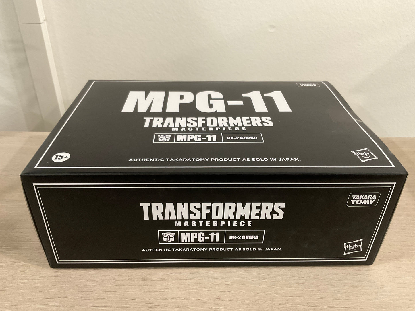 Transformers MPG-11 DK-2 Guard Takara Tomy Masterpiece Figure