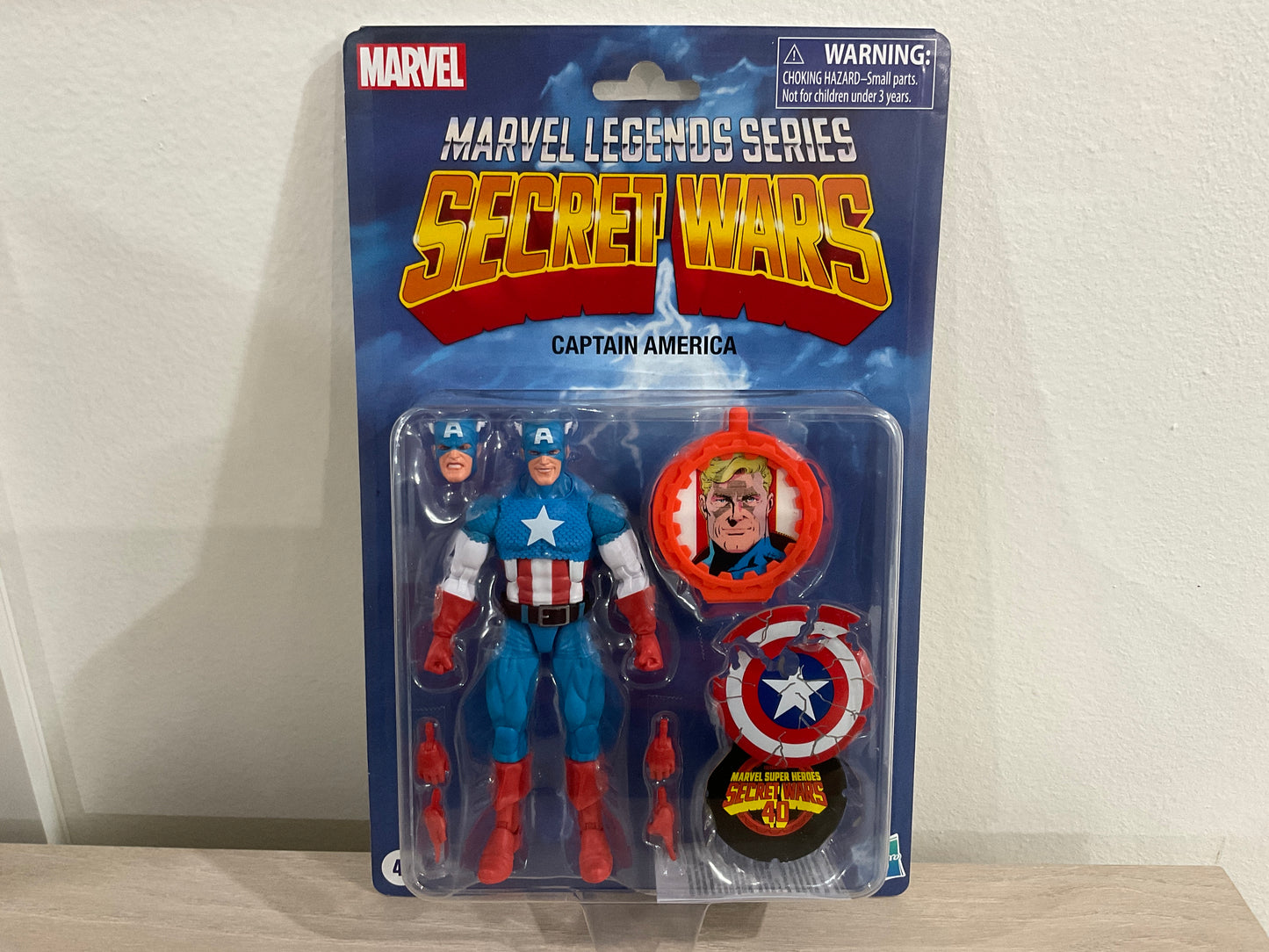 Secret Wars Marvel Legends Series Captain America 6-Inch Action Figure