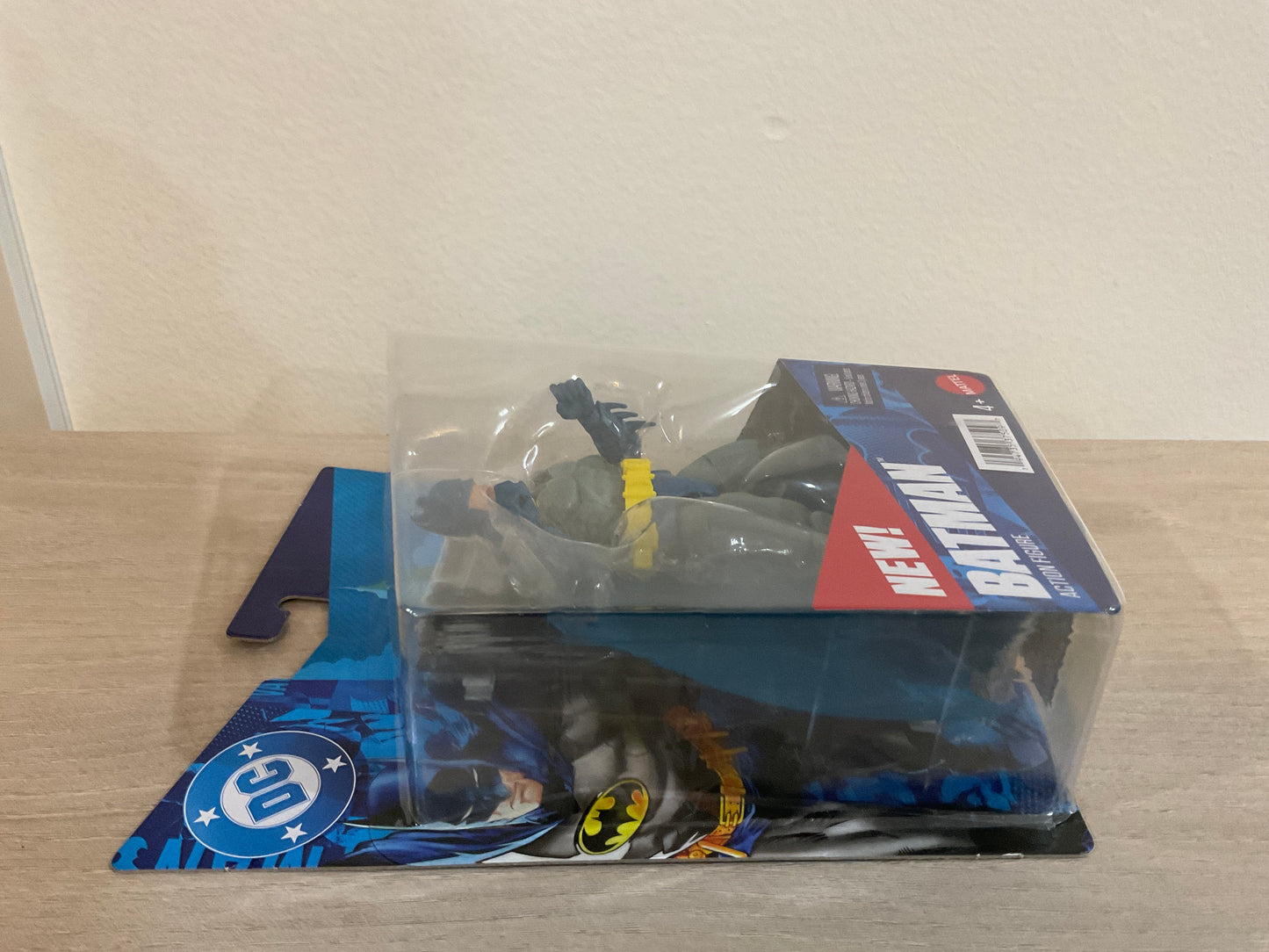 Batman Action Figure – DC Super-Villains Series 01 6-Inch Figure by Mattel