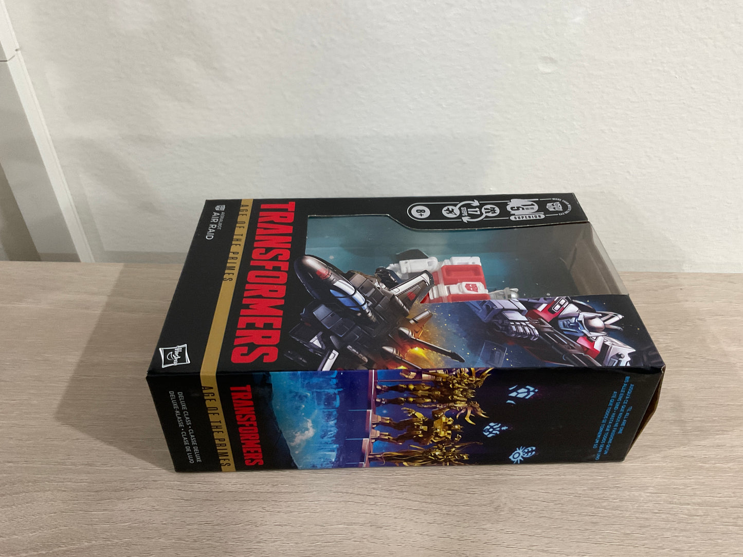 Transformers Generations: Power of the Primes Deluxe Class Air Raid Action Figure