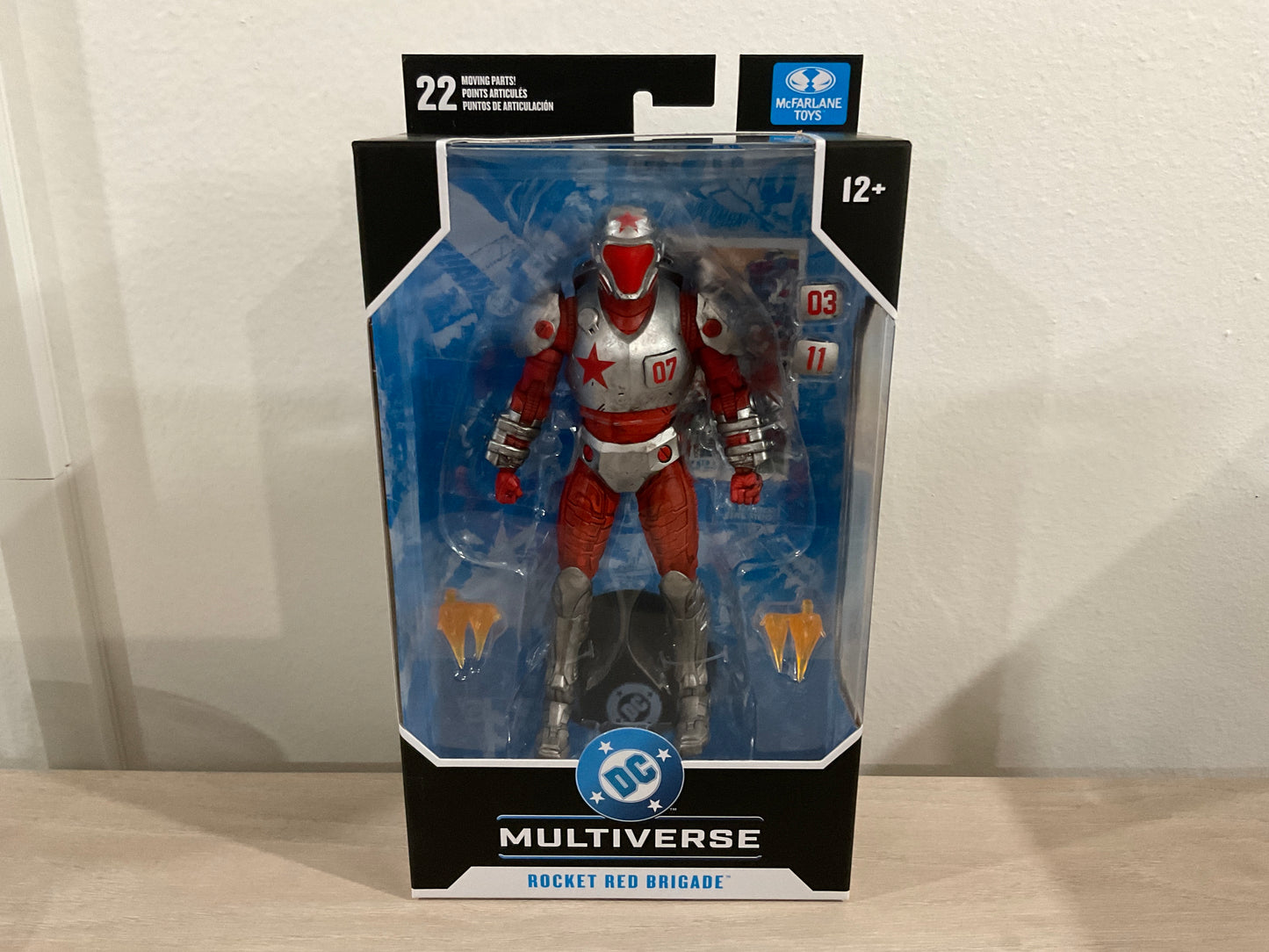DC Multiverse Rocket Red Brigade (Justice League: Generation Lost) 7″ Action Figure