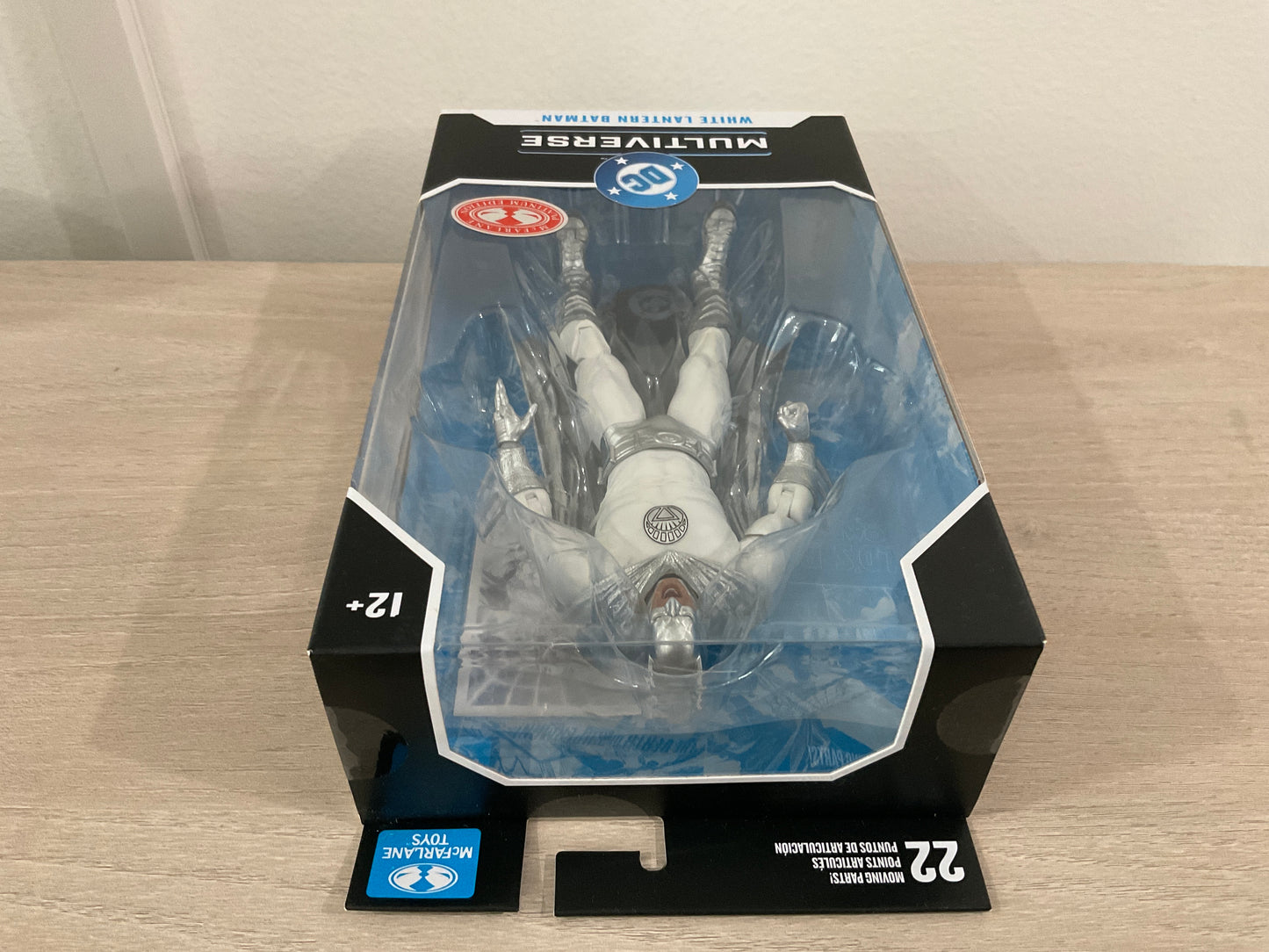 McFarlane DC Multiverse White Lantern Batman Brightest Day 7-Inch Action Figure (Substandard Card 2)