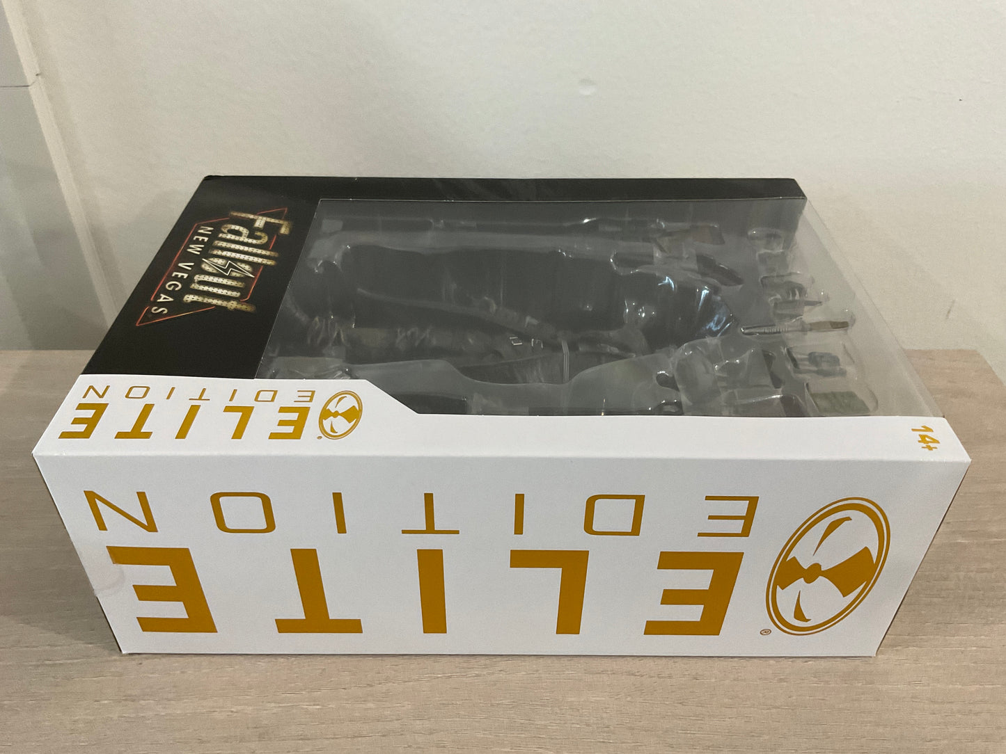 Fallout NCR Ranger Elite Edition #4 7-In Action Figure McFarlane (Substandard Box)