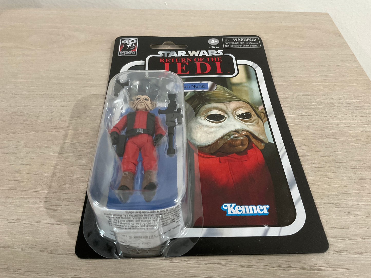 Star Wars The Vintage Collection Nien Nunb 3.75-Inch Action Figure