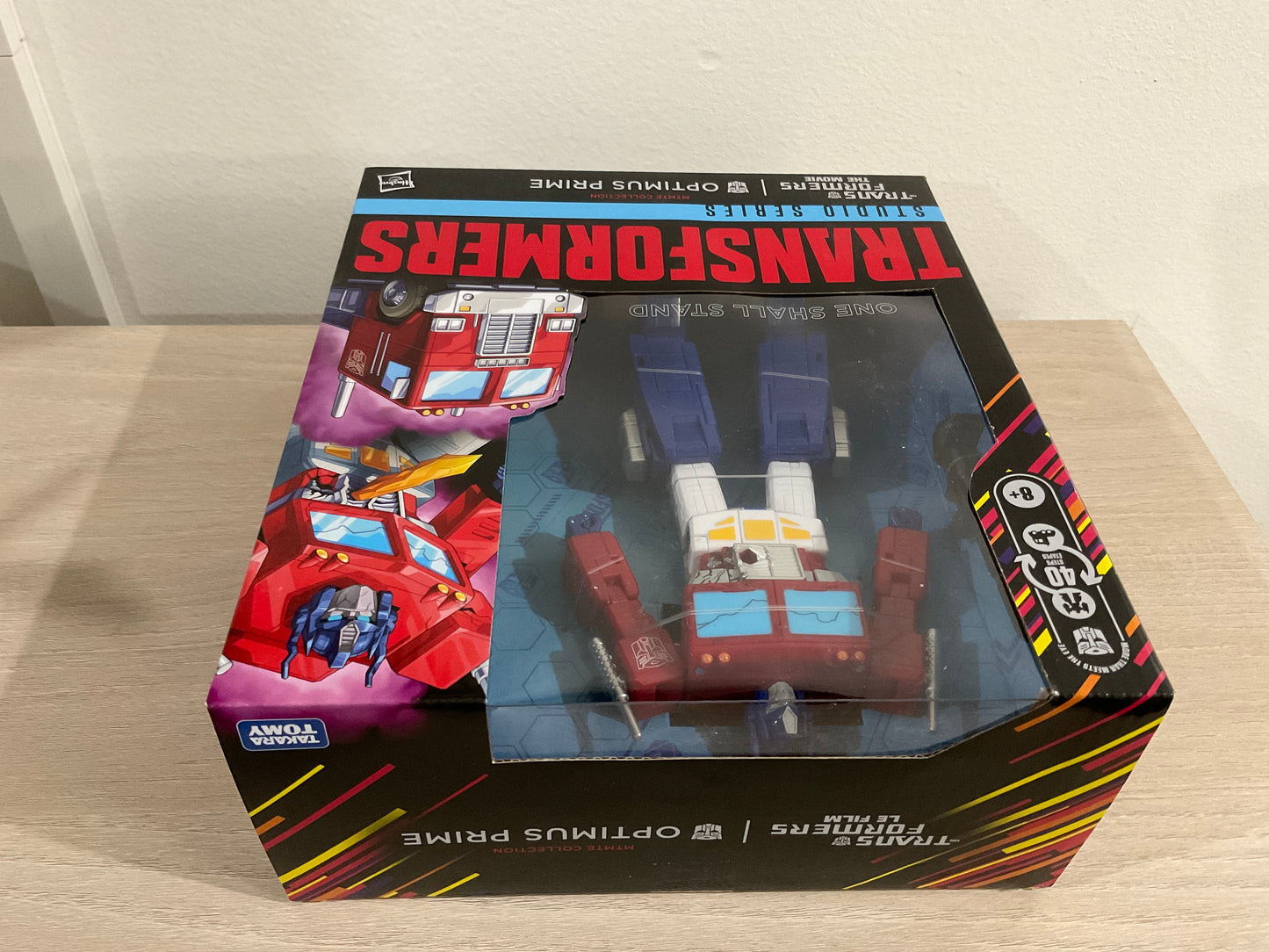 Transformers Studio Series MTMTE Collection The Transformers: The Movie Leader Class Optimus Prime Action Figure