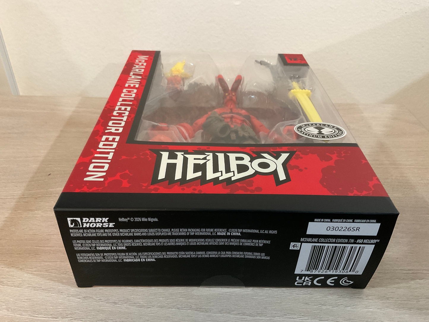 Hellboy Platinum Edition Chase Variant – McFarlane Collector Edition #60 7-Inch Action Figure
