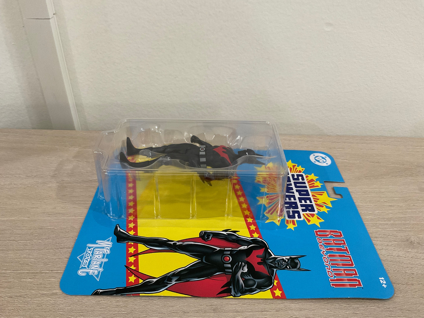 DC Super Powers Batman Beyond 4 1/2-Inch Scale Action Figure