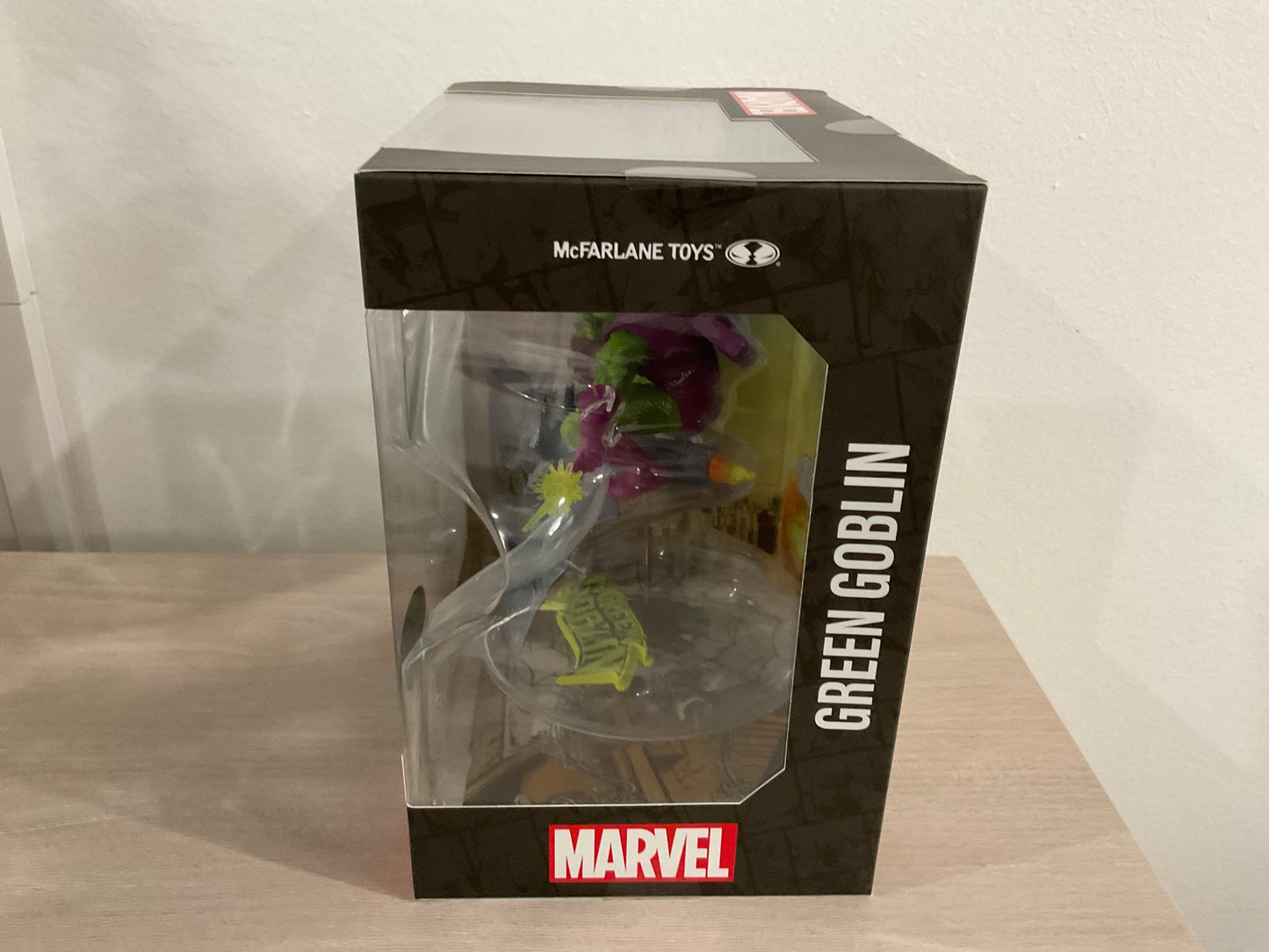McFarlane Green Goblin (The Amazing Spider-Man #312) Chase Figure - Platinum