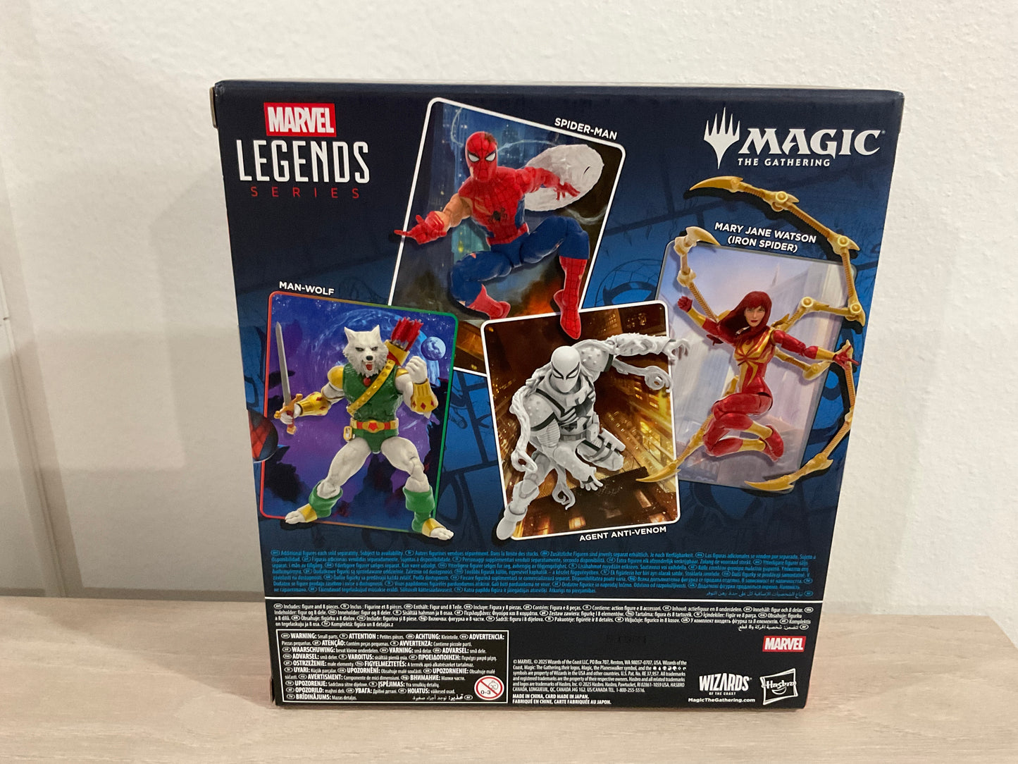 Spider-Man Marvel Legends Magic: The Gathering Battle-Damaged Spider-Man – 6-Inch Action Figure