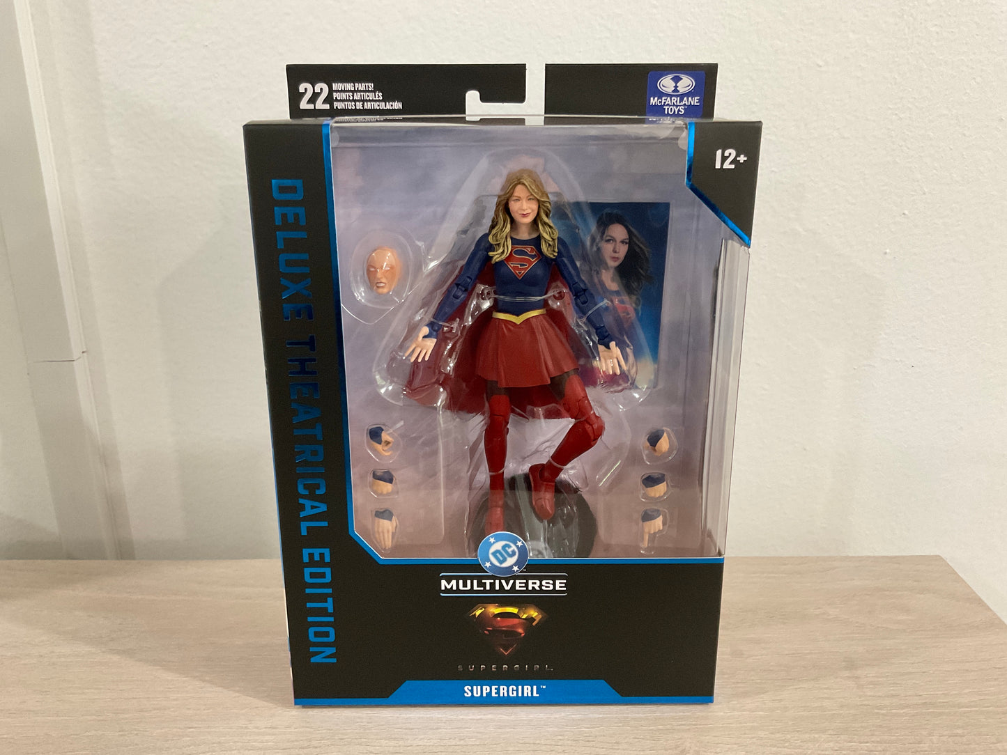 McFarlane DC Multiverse Supergirl TV 2015 Deluxe 7-Inch Action Figure