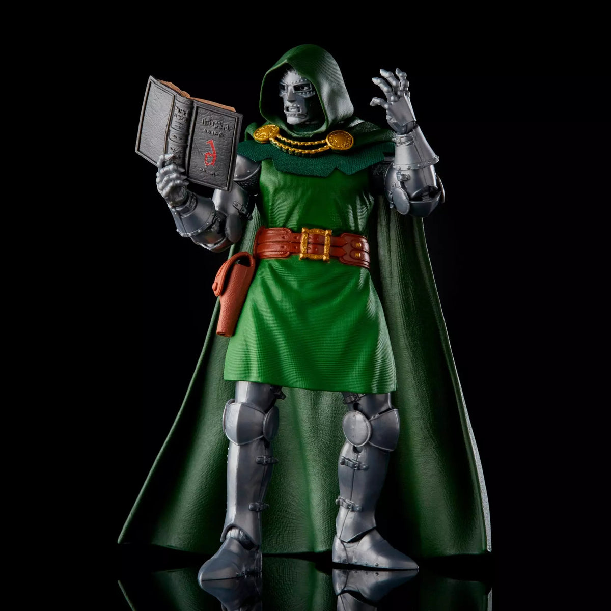 Marvel Legends Series – Doctor Doom 6-Inch Action Figure - Reissue