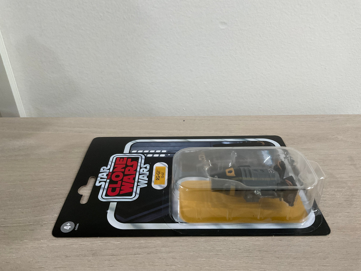 Star Wars The Vintage Collection RG-G1 G-G Escape from Order 66 Droid Figure